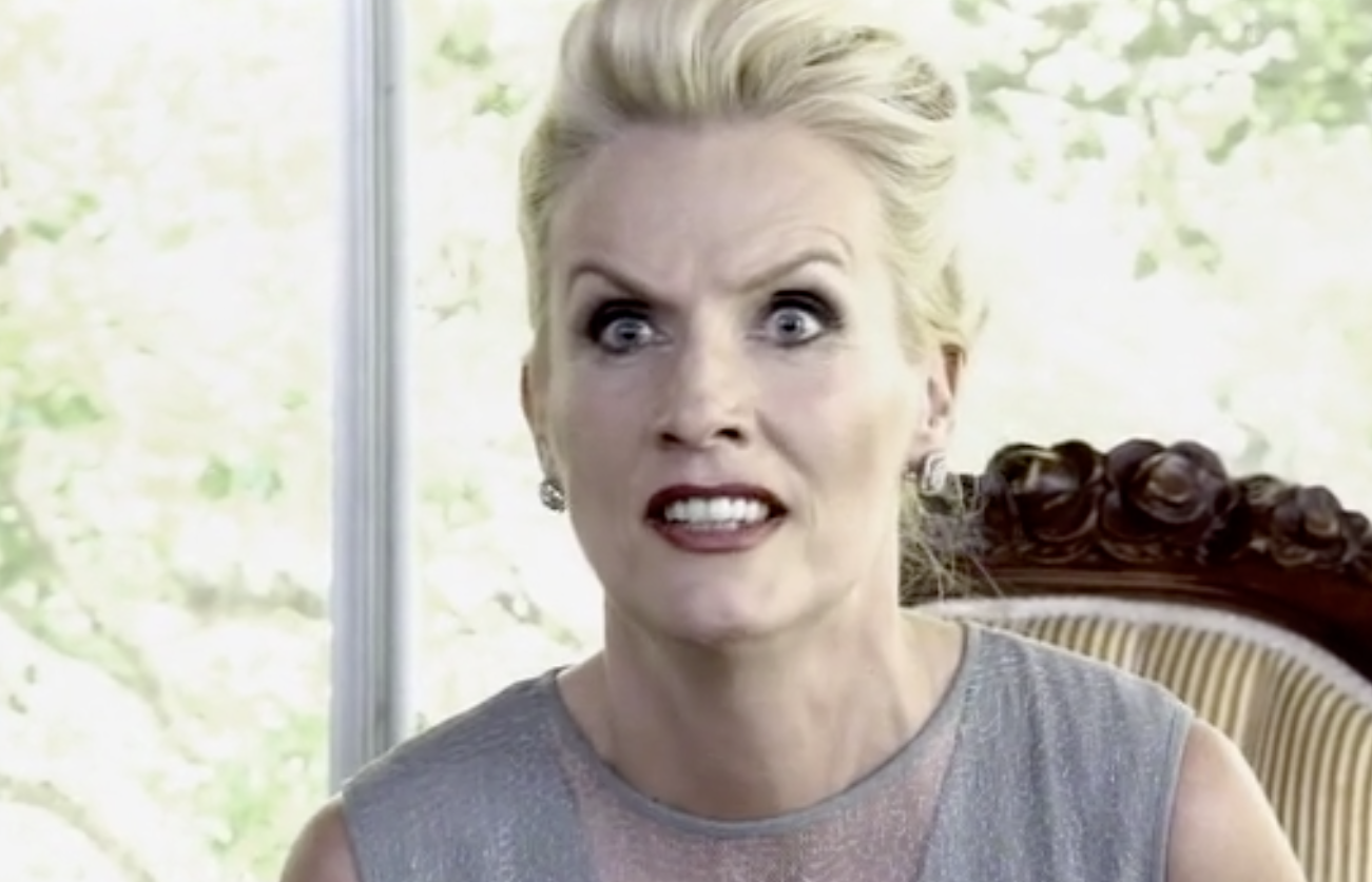 Gunilla Persson, Malin Åkerman